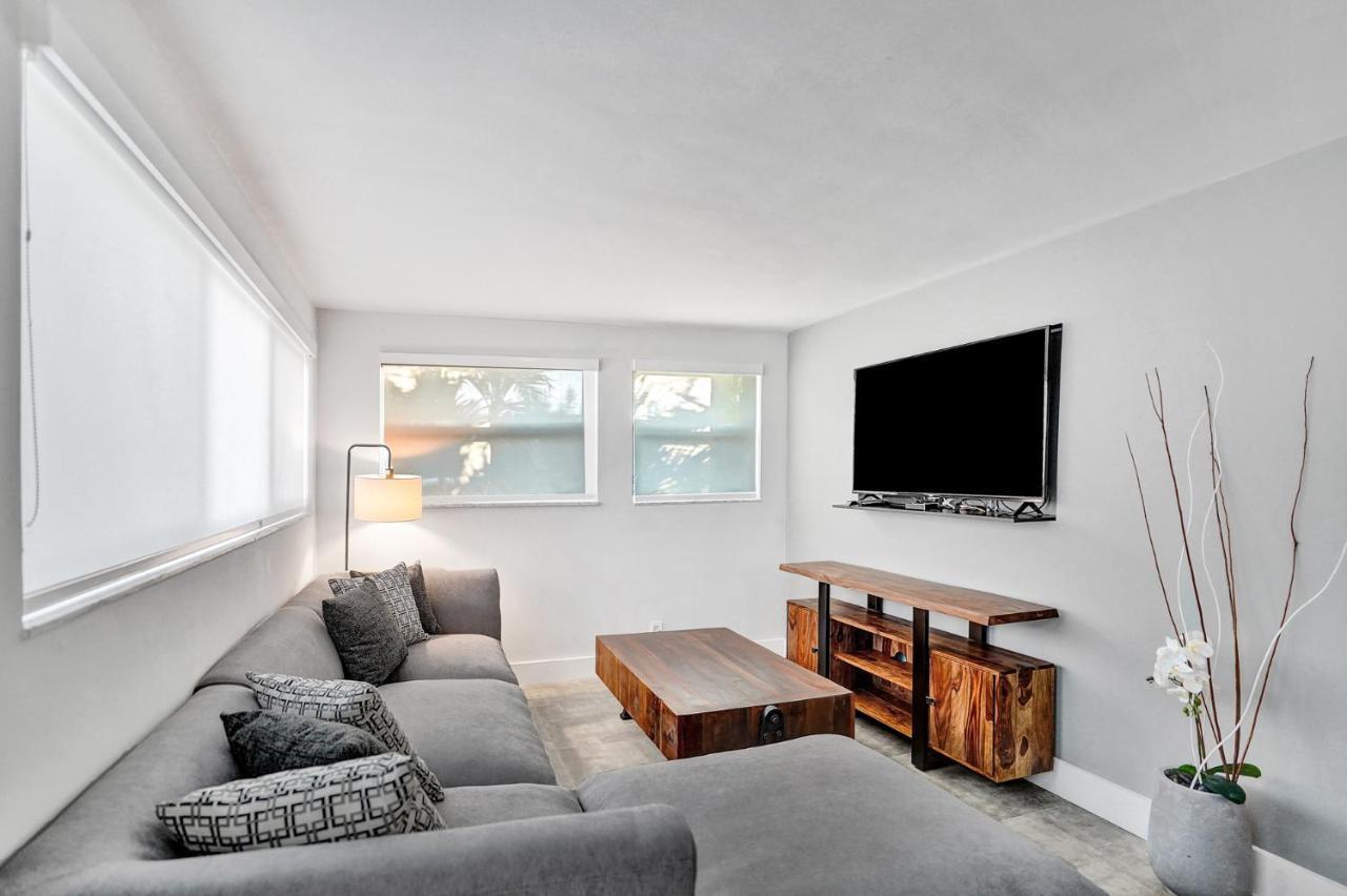 Ra Suites Pompano Beach Bagian luar foto