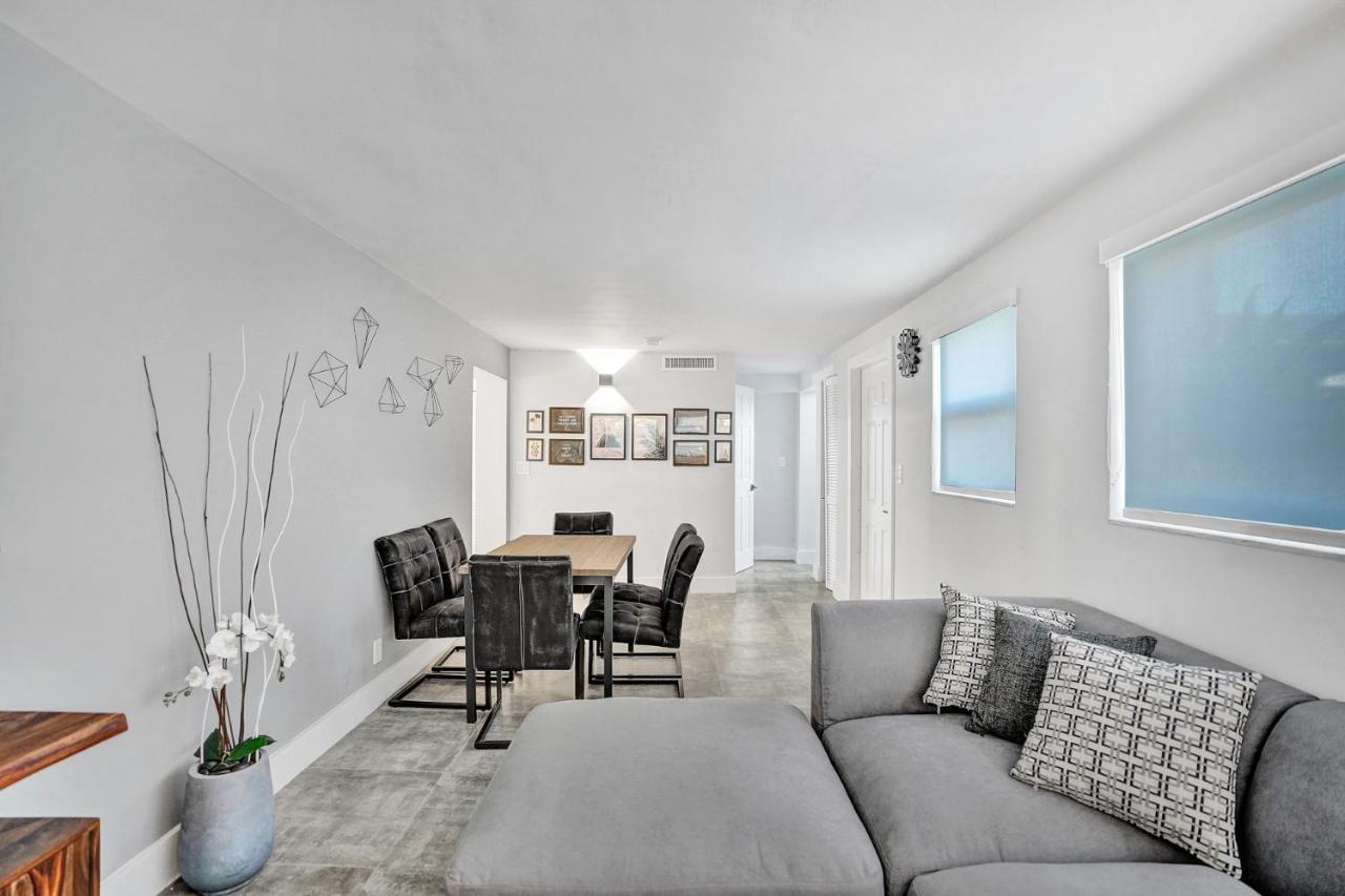 Ra Suites Pompano Beach Bagian luar foto