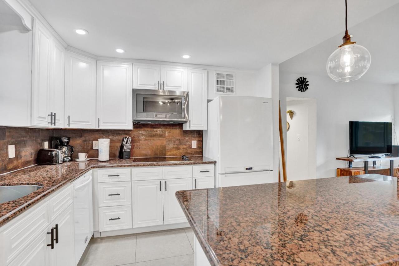 Ra Suites Pompano Beach Bagian luar foto