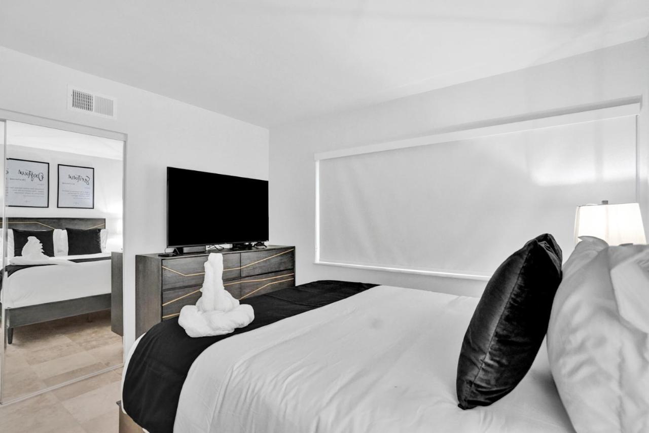Ra Suites Pompano Beach Bagian luar foto