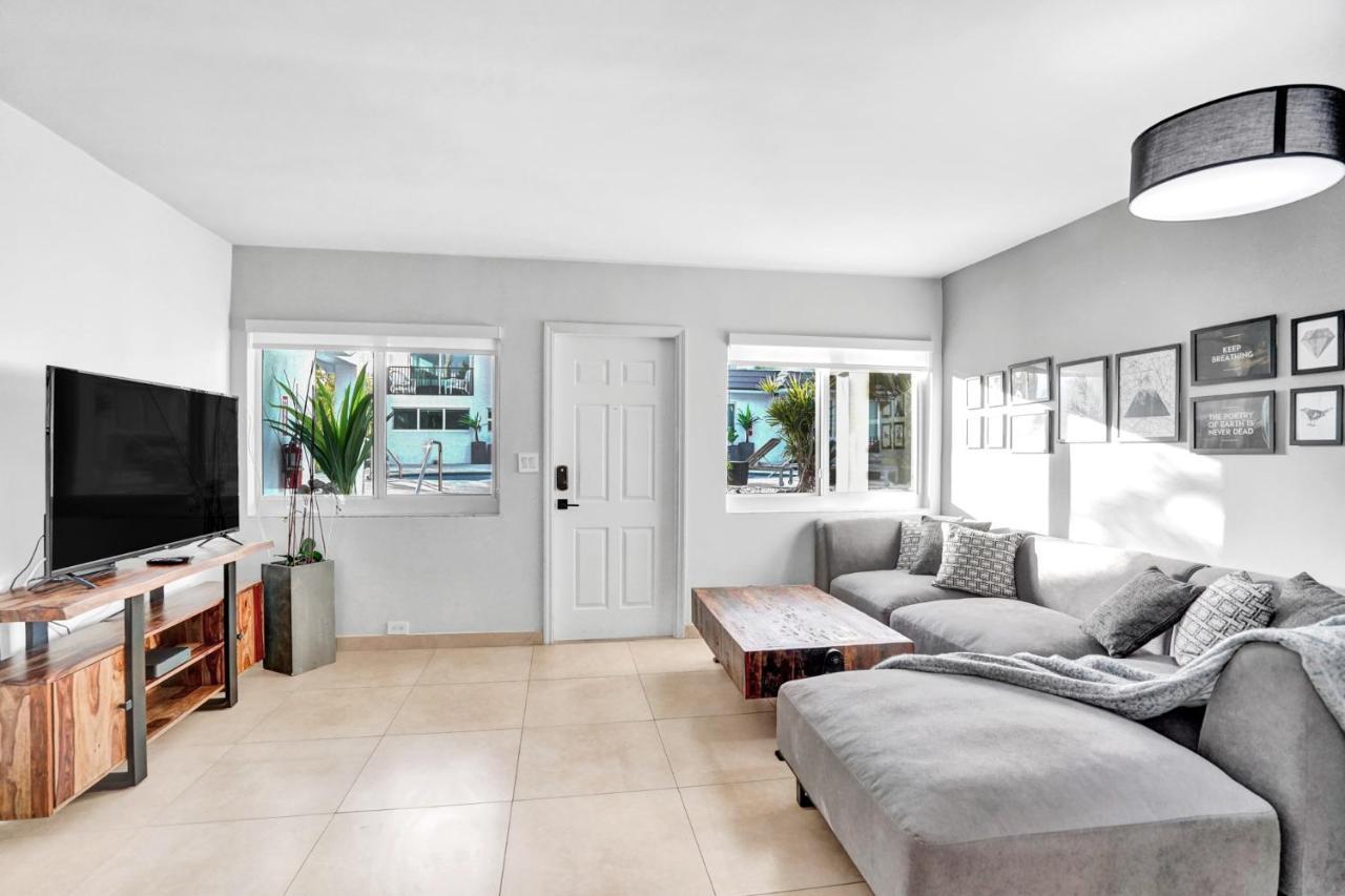 Ra Suites Pompano Beach Bagian luar foto