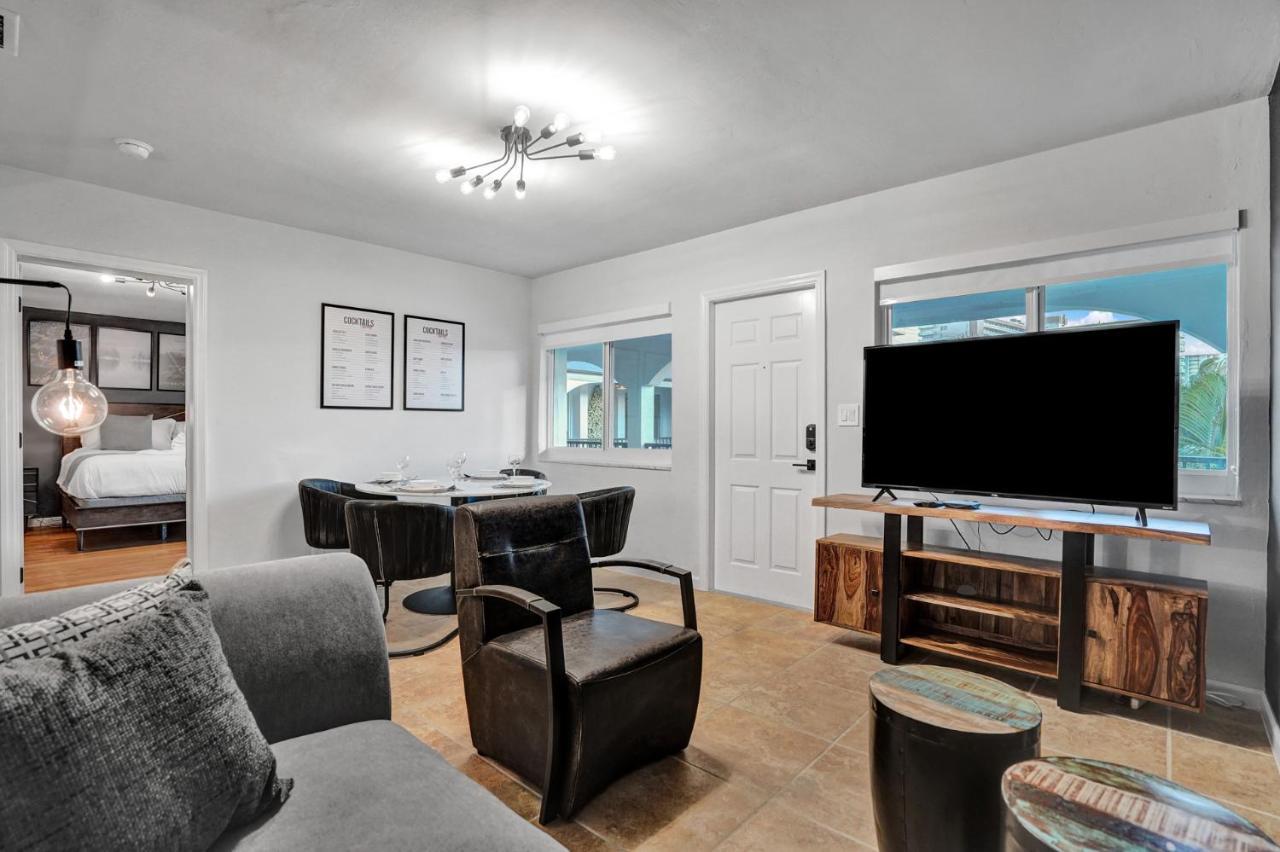 Ra Suites Pompano Beach Bagian luar foto